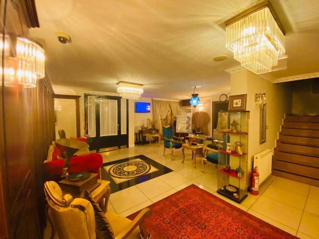 Saint John Hotel Селчук Екстериор снимка