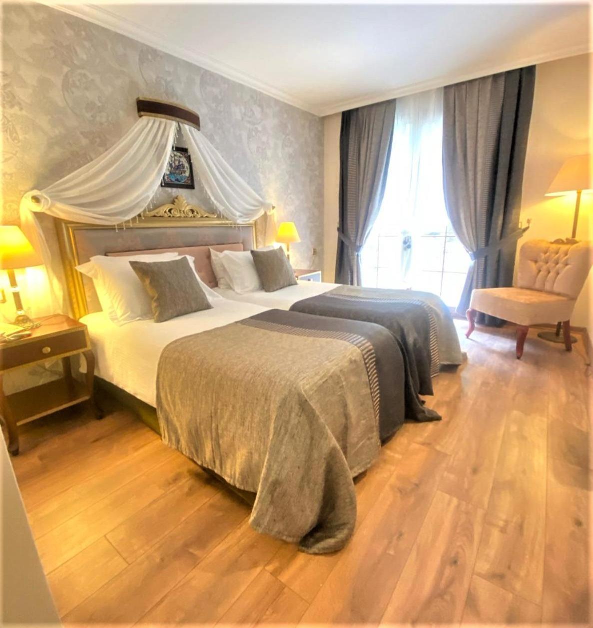 Saint John Hotel Селчук Екстериор снимка