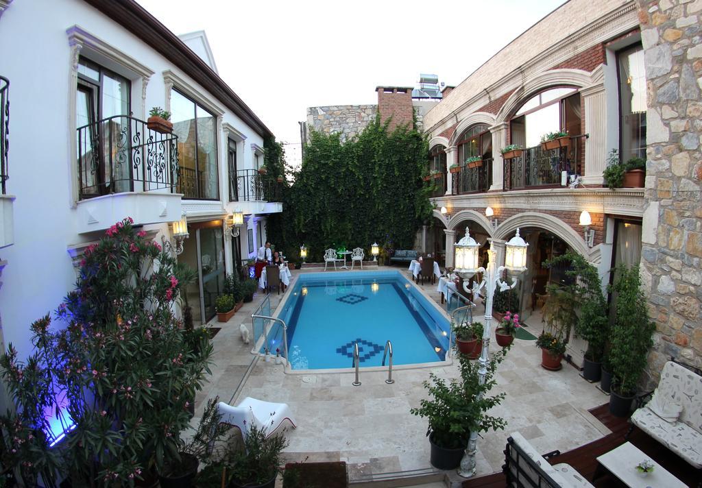 Saint John Hotel Селчук Екстериор снимка