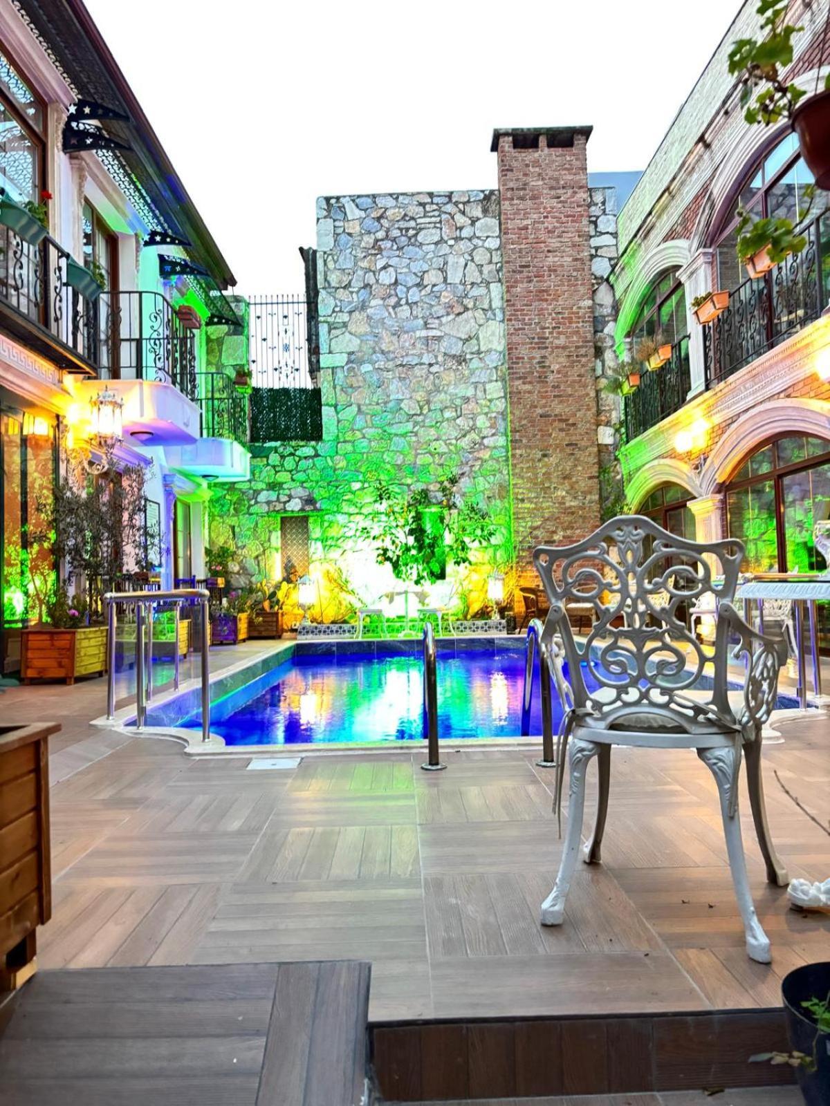 Saint John Hotel Селчук Екстериор снимка