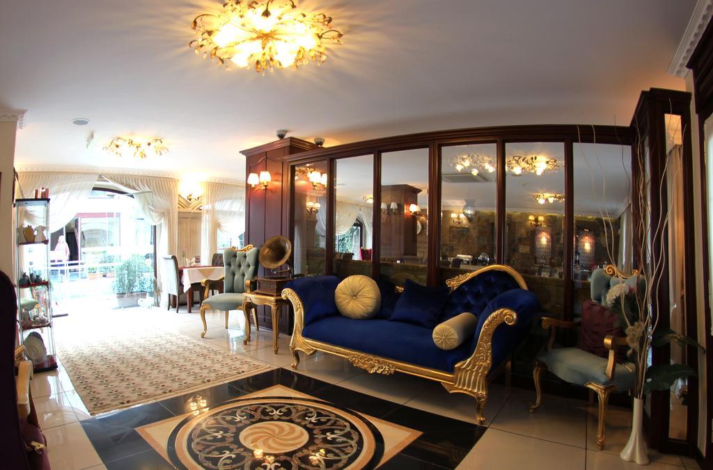 Saint John Hotel Селчук Екстериор снимка