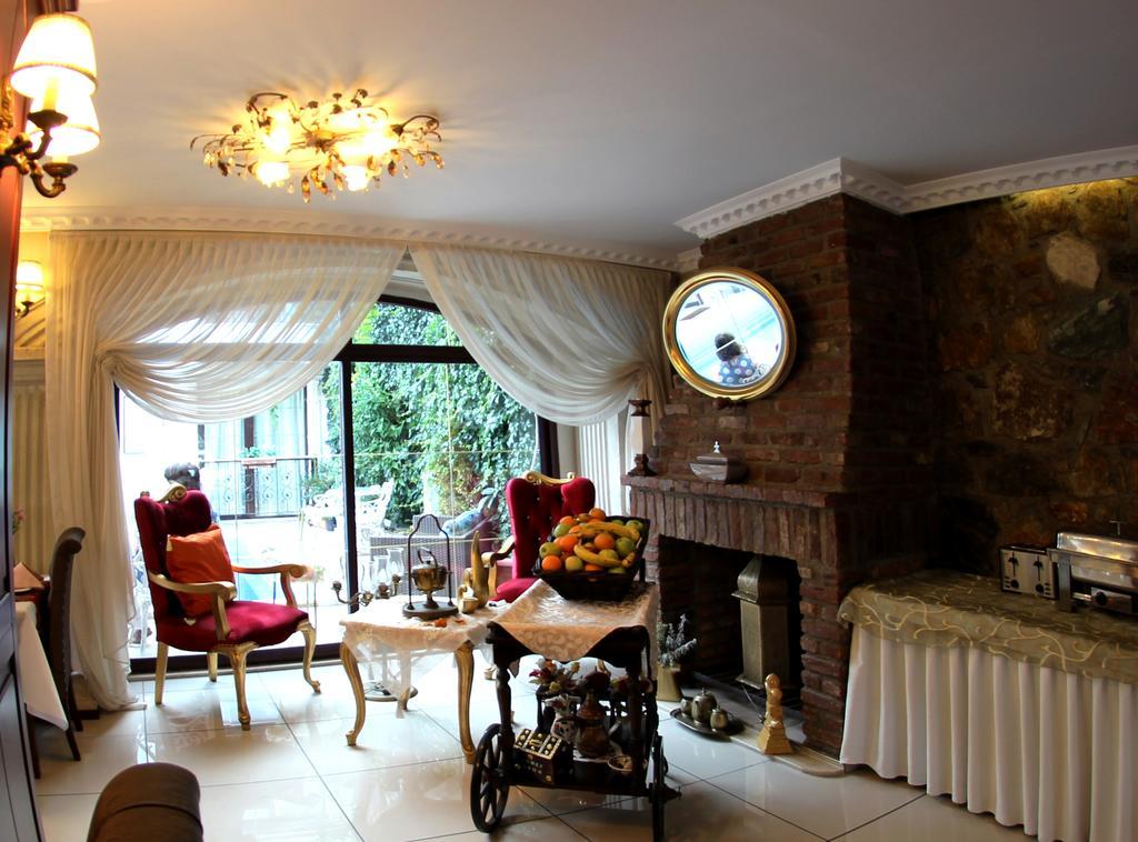 Saint John Hotel Селчук Екстериор снимка