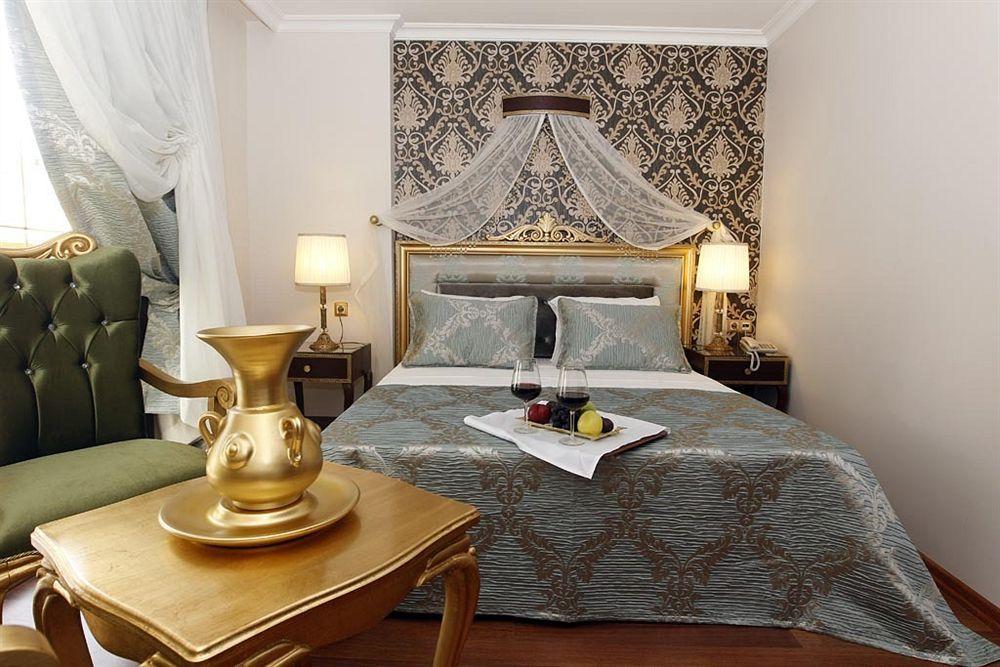 Saint John Hotel Селчук Екстериор снимка