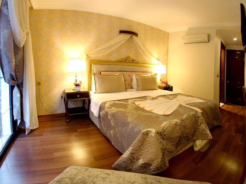 Saint John Hotel Селчук Екстериор снимка