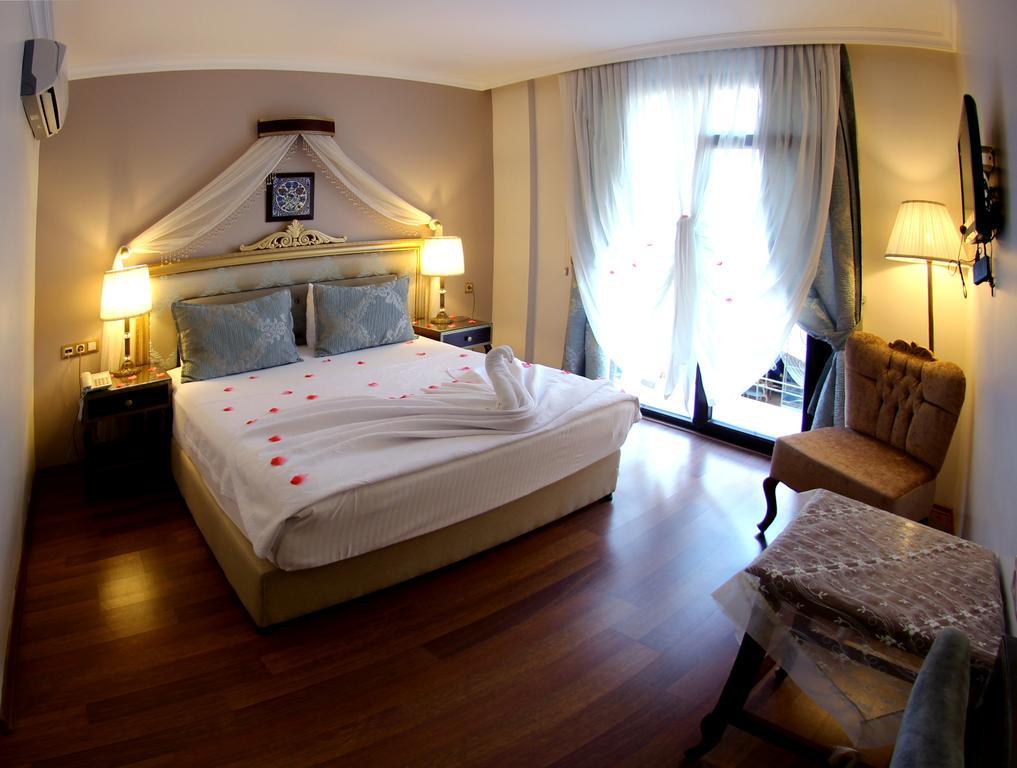 Saint John Hotel Селчук Екстериор снимка