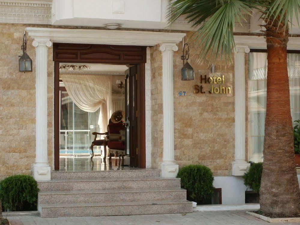 Saint John Hotel Селчук Екстериор снимка