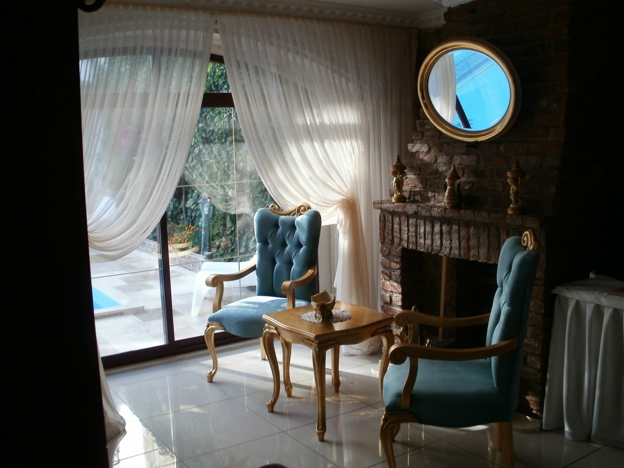 Saint John Hotel Селчук Екстериор снимка